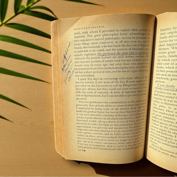 Gulliver’s Travels – Jonathan Swift (1952 Rinehart Edition, 5th Printing) - Picture 13 of 14